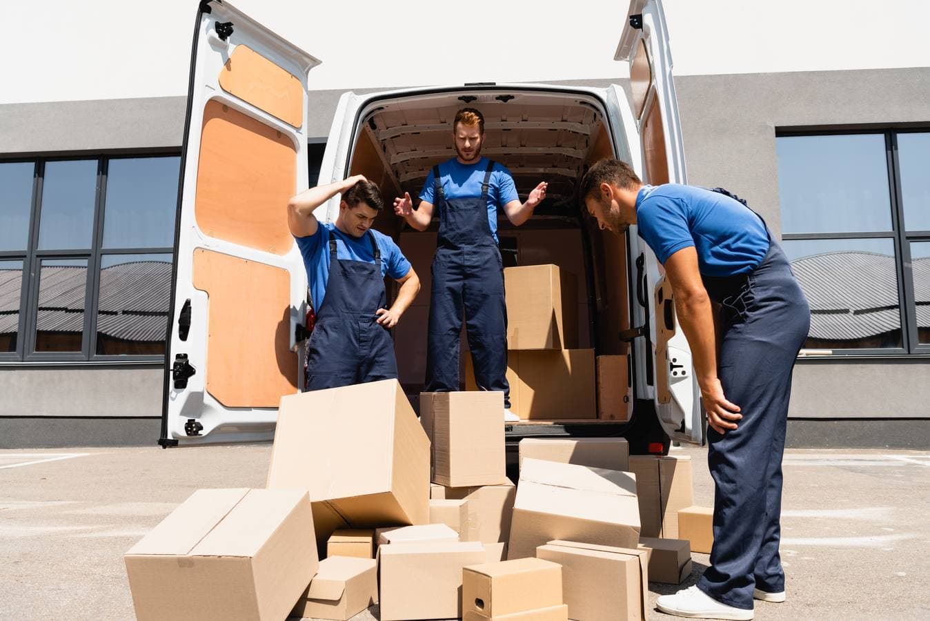 Movers Scarsdale NY Ltd — professional movers with truck in Scarsdale, NY